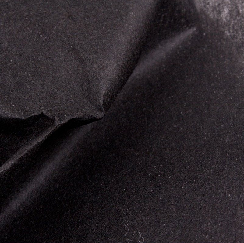 Флизелин 55г/м2 сплошной отрезной цв черный 90см (уп 5пм±10%) Danelli F4GE550